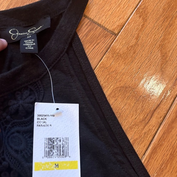 Jessica Simpson Linen Blend Detailed Cut Out Tank Top Women’s Size Medium NWT - Picture 2 of 4